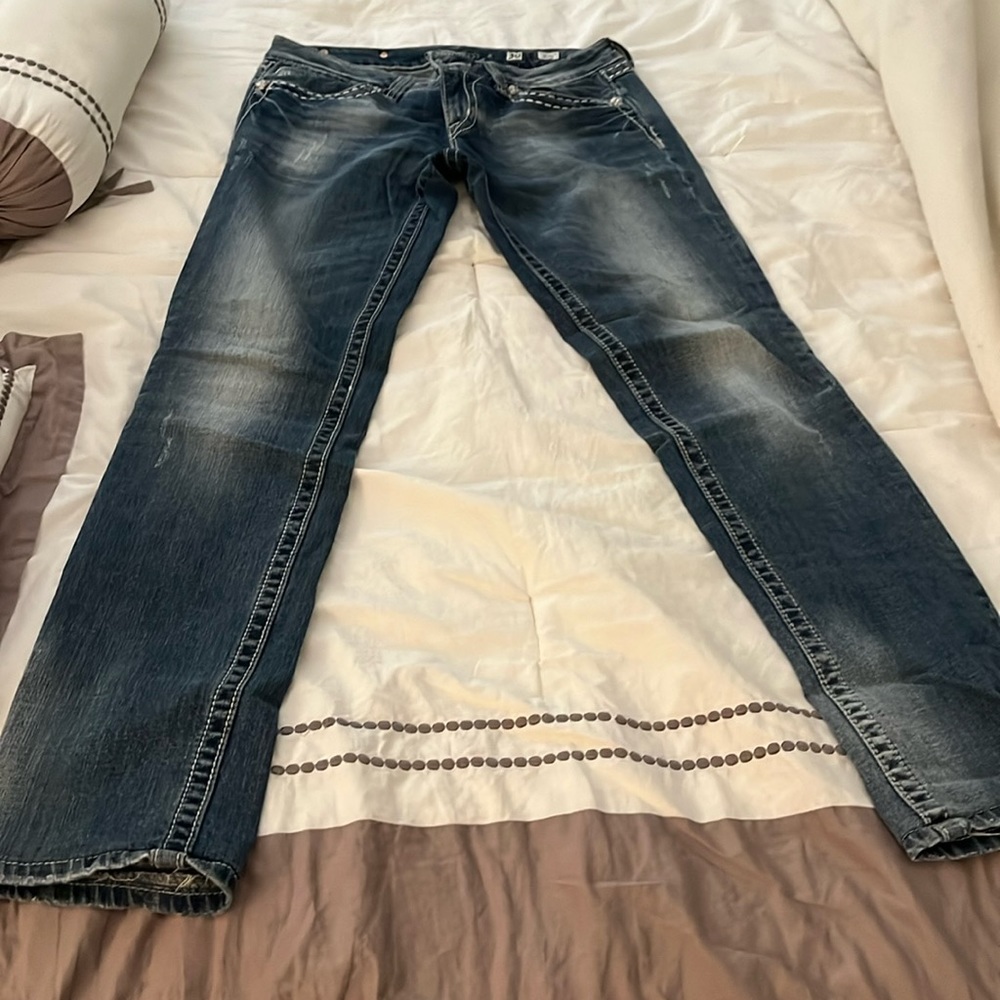 Miss me low waist jeans.